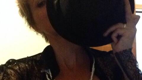 Bella_Monella Bella_Monella