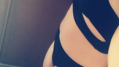 Cubana_caliente Cubana_caliente