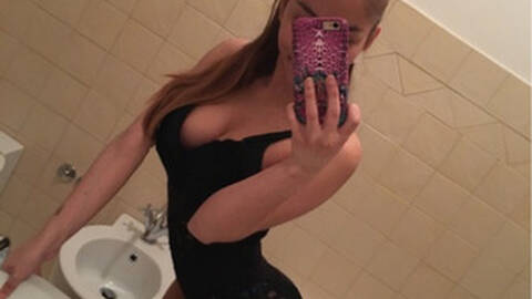 la_tua_bambolina la_tua_bambolina