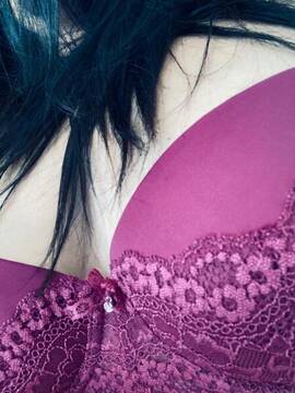 Public Photo of MomyHot