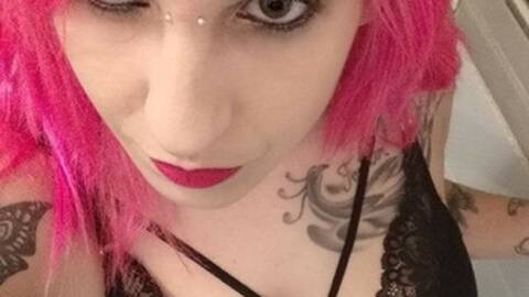 Eva_La_Rouge Eva_La_Rouge