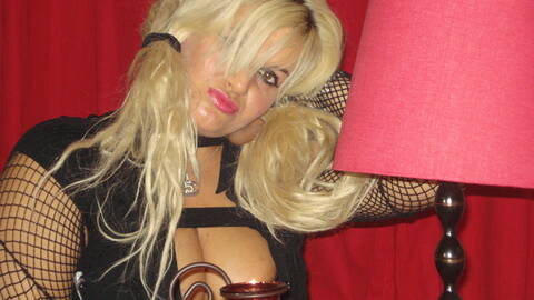 LOLAAMORE LOLAAMORE